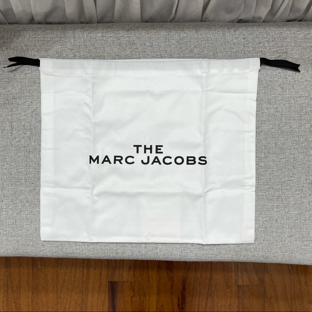 Marc Jacobs dustbag